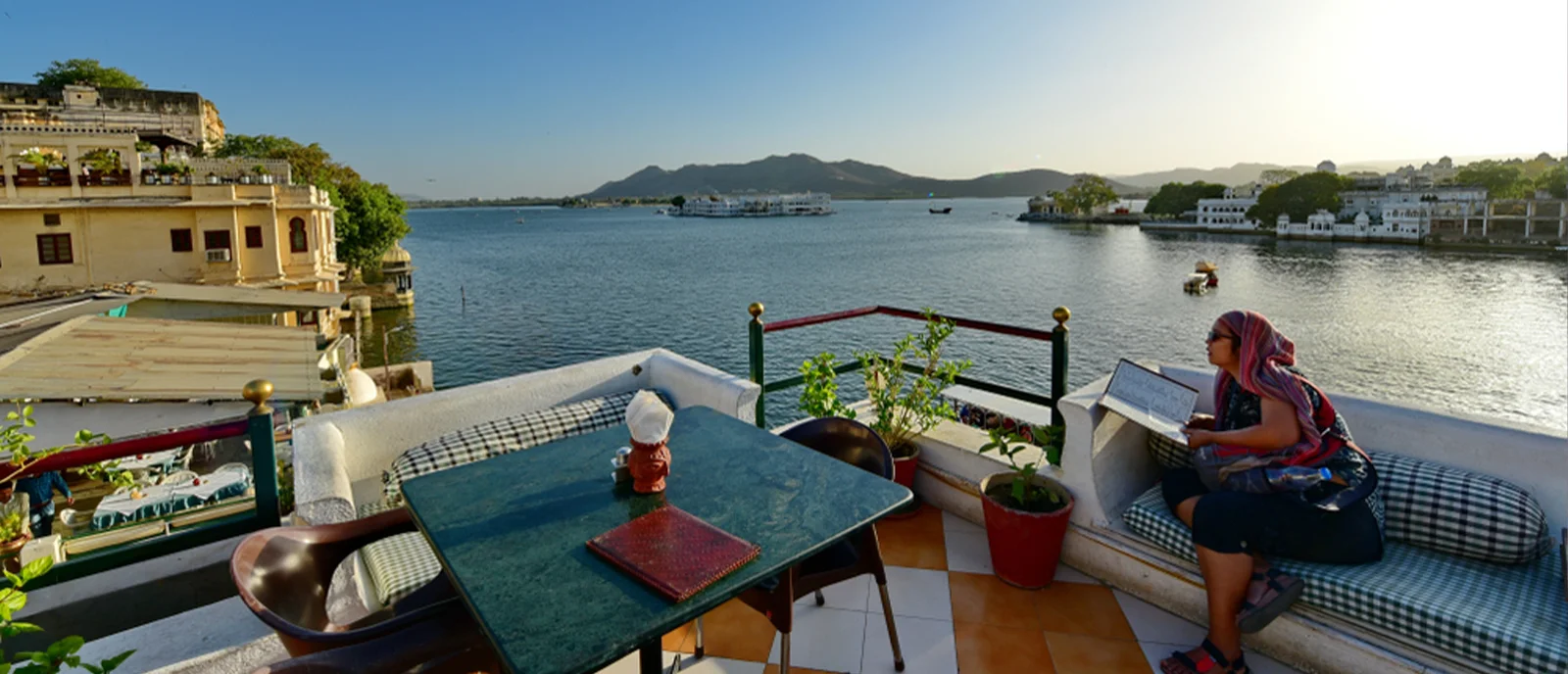 Rooftop Dining Udaipur: Best Views from Hotel Restaurants